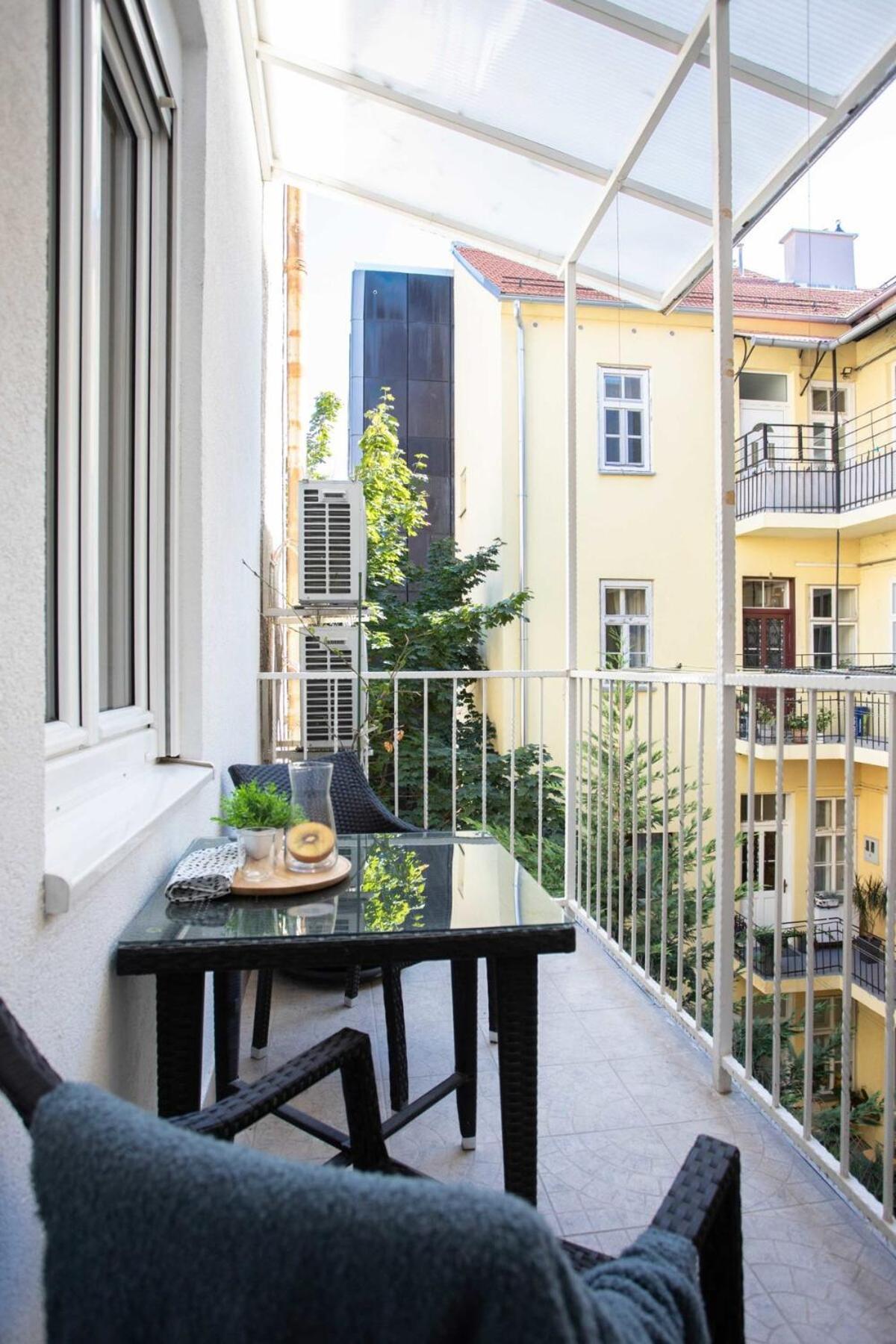 Sofia'S Apartment Urban Stay Zagabria Esterno foto